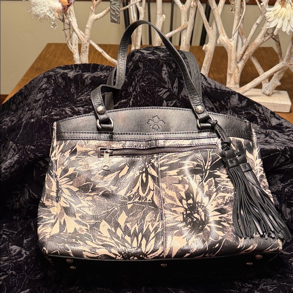 Patricia Nash Black and Cream Floral Shoulder Bag